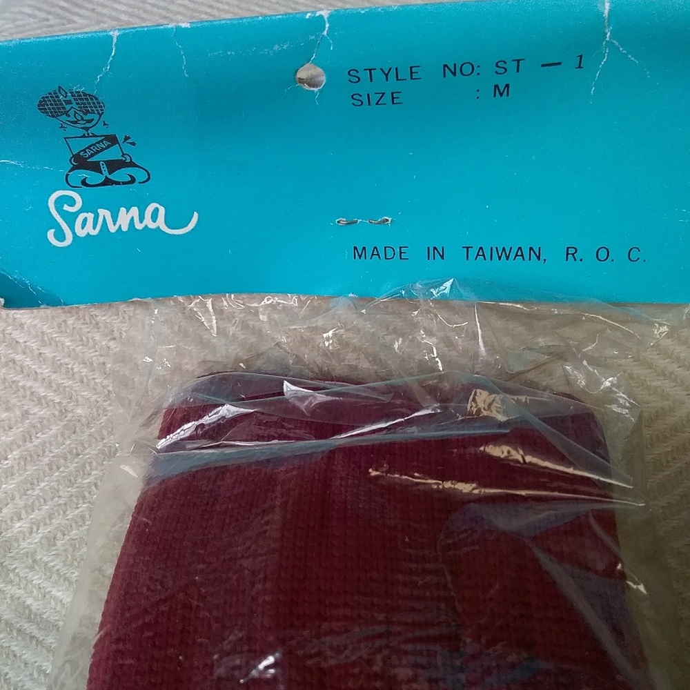 Sarna vintage knee high socks bundle of three! NWT - Picture 3 of 4